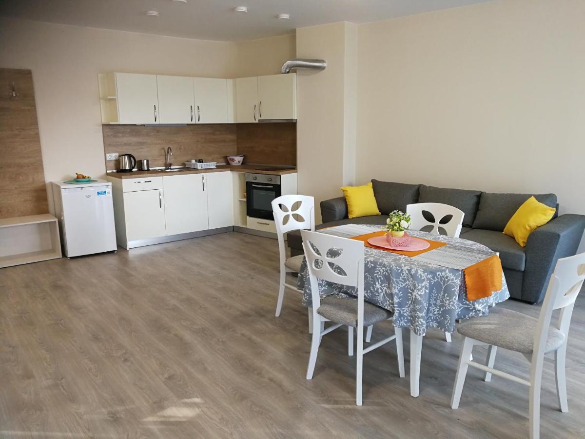 Donchevi Apartments Приморсько Екстер'єр фото