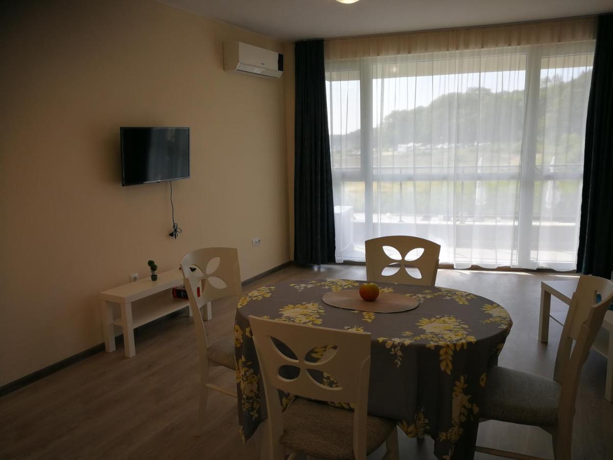Donchevi Apartments Приморсько Екстер'єр фото