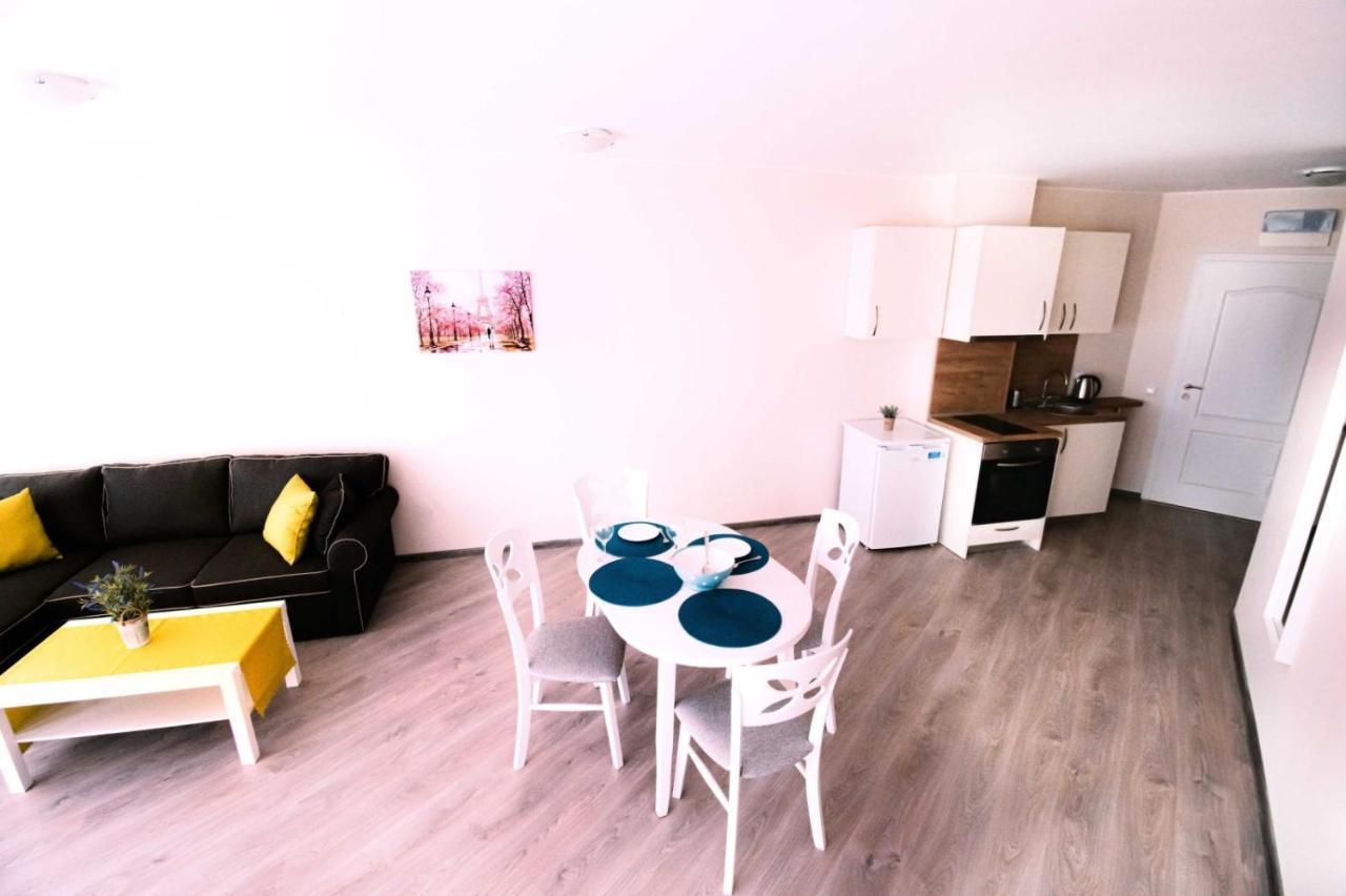 Donchevi Apartments Приморсько Екстер'єр фото
